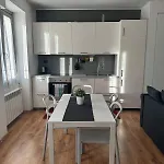 Design On Navigli * Μιλάνο