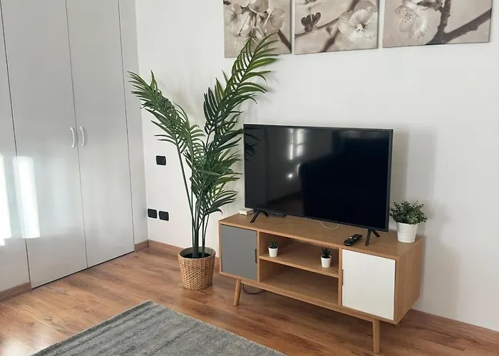 Apartman Design On Navigli Milánó