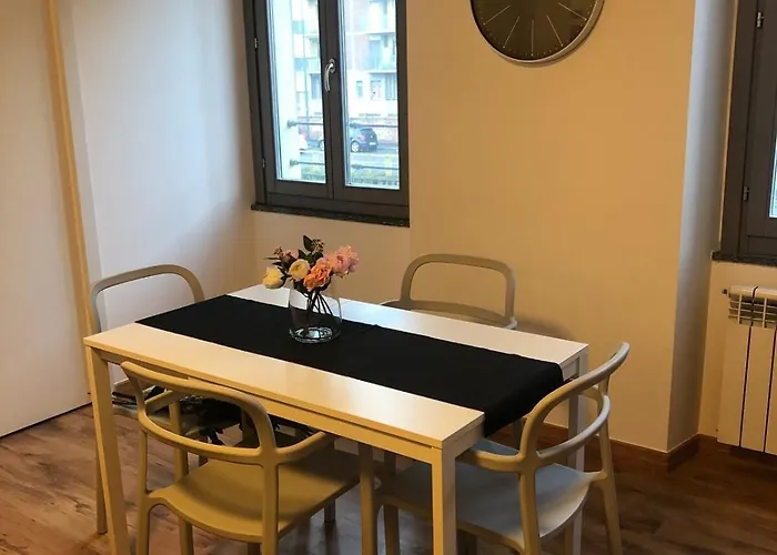 Design On Navigli Apartman *