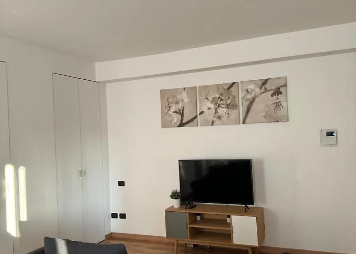 Design On Navigli Milánó