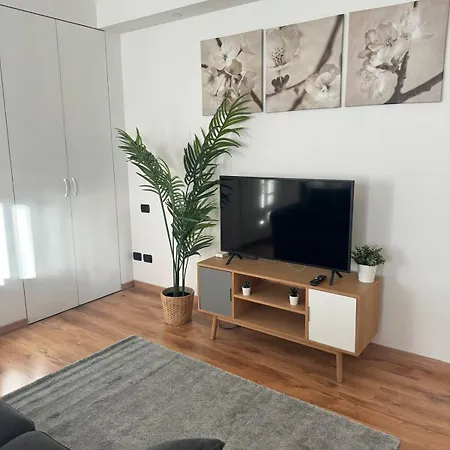 Appartement Design On Navigli Milaan
