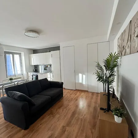 Appartement Design On Navigli *