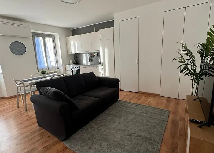 Apartament Design On Navigli
